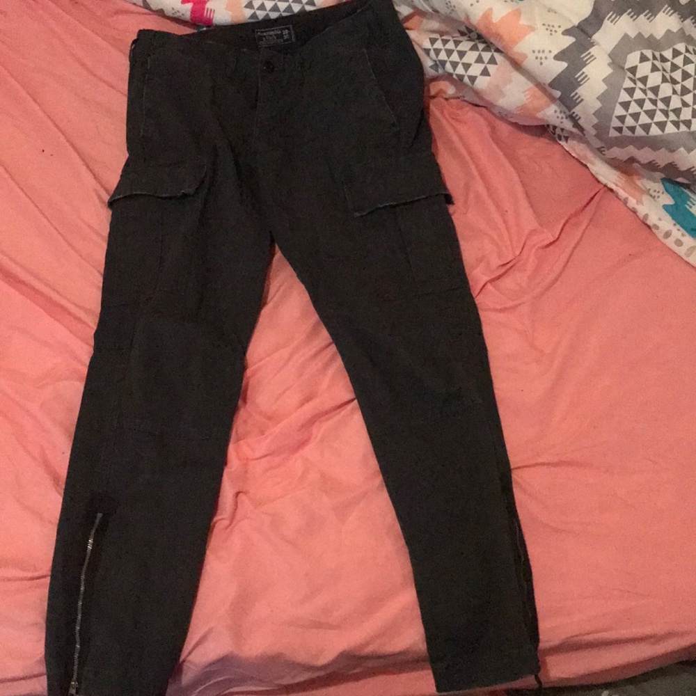 NWOT 6 pocket dark off black abercrombie pants
